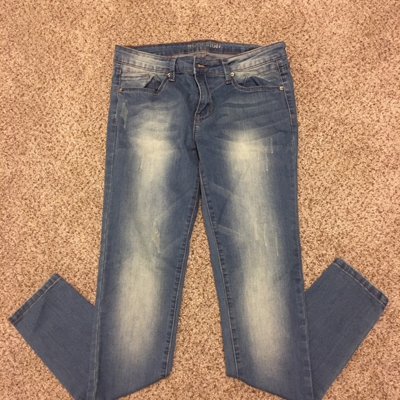 Jeans - Picture 7 of 8